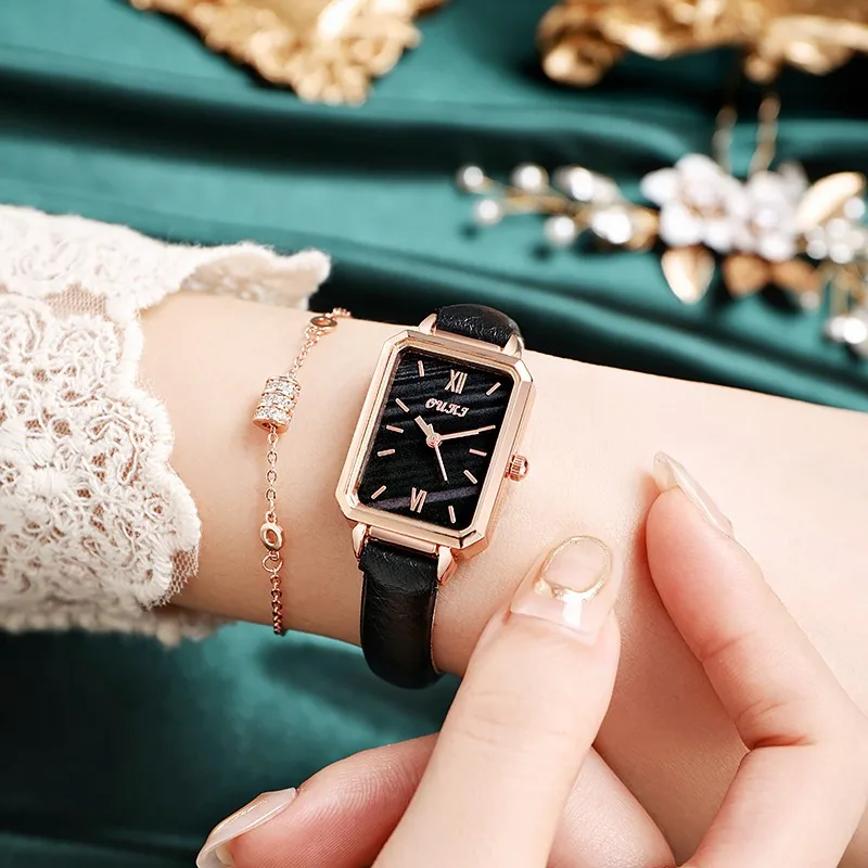 Trendy Ladies Retro Square Quartz Watch Black Leather Strap Watch Rose Gold Frame Roman Numerals Stylish Fashion Wristwatch