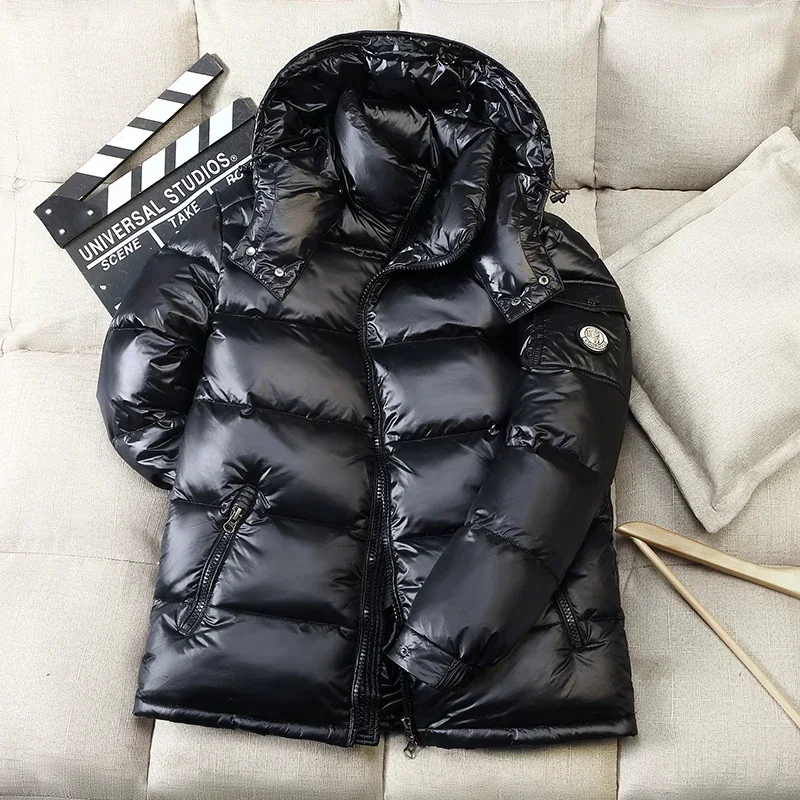 2025 New Winter Warm Down Jacket Men's Fashion Bright Short Down Coat Outdoor Light Waterproof White Duck Down Hooded Parka Men